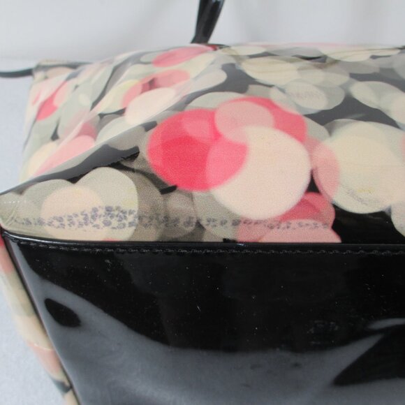 KATE SPADE NEW YORK CHERRY TERRACE FESTIVE BUBBLE TOTE BAG. - Picture 15 of 16